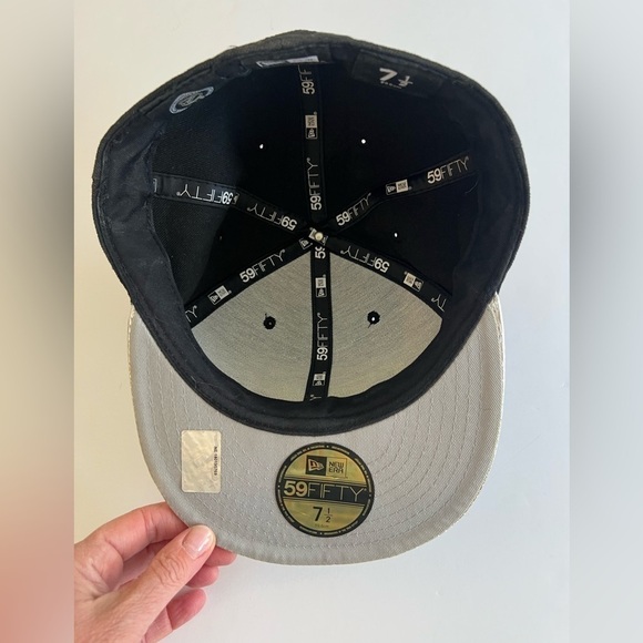 Montreal Canadiens NHL New Era 59Fifty sz 7.5 black silver mirror flat bill - Picture 3 of 9